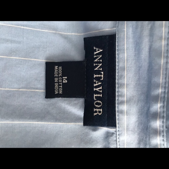 Ann Taylor Button Up Dress Shirt Tie in front - Picture 2 of 6